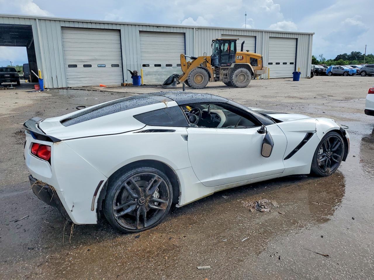 2015 Chevrolet Corvette Stingray Z51 2Lt - Image 3