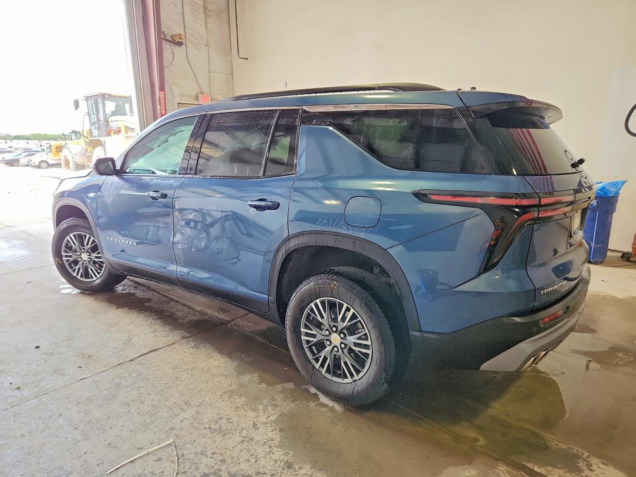 2025 Chevrolet Traverse Lt - Image 2