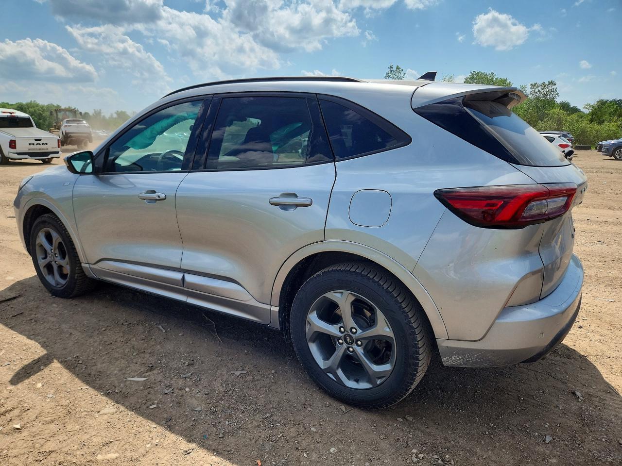 2023 Ford Escape St Line Select - Image 2