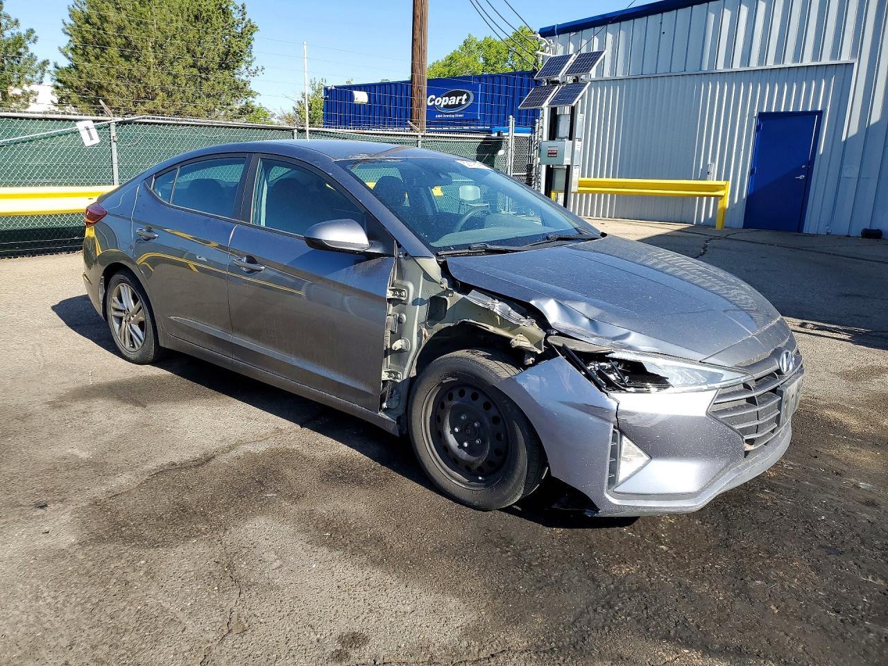 2019 Hyundai Elantra Sel - Фото 4