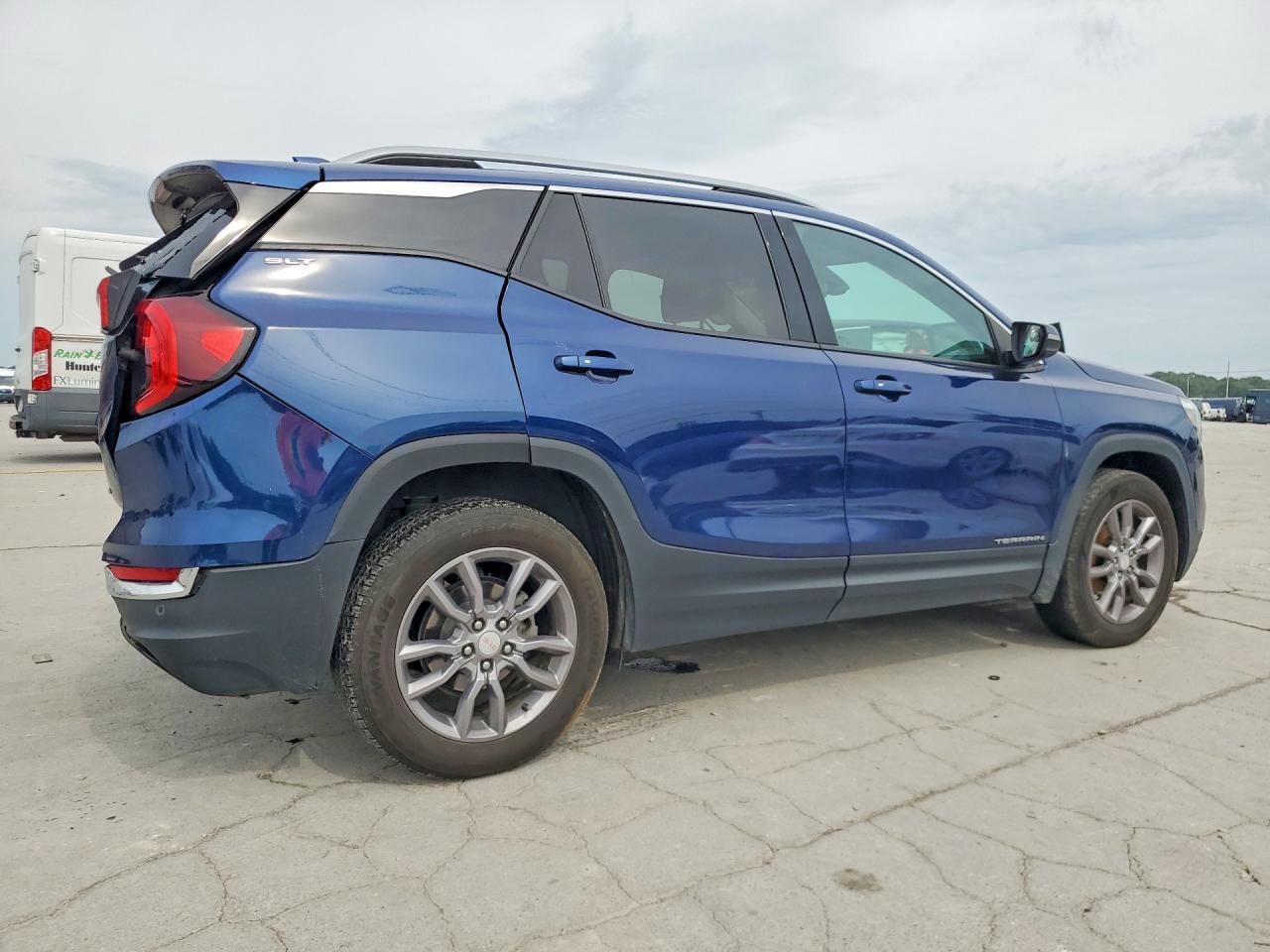 2023 GMC Terrain Slt - Фото 3