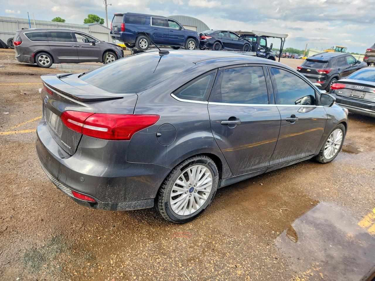 2018 Ford Focus Titanium - Фото 3