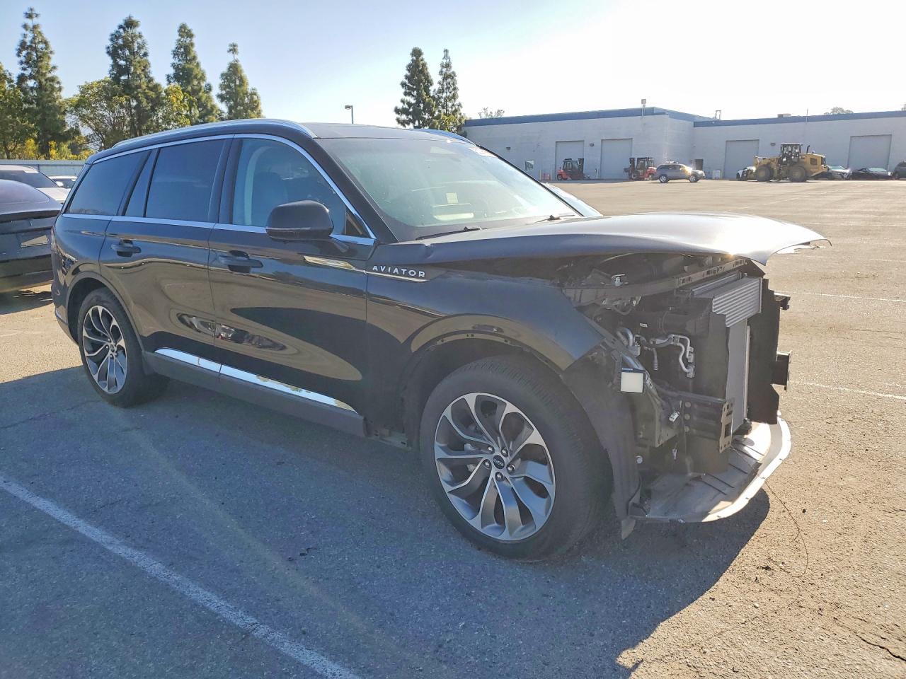 2025 Lincoln Aviator - Фото 4