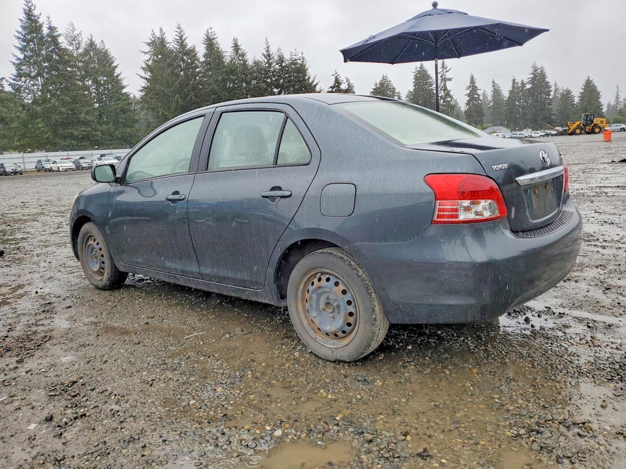 2008 Toyota Yaris Base - Фото 2