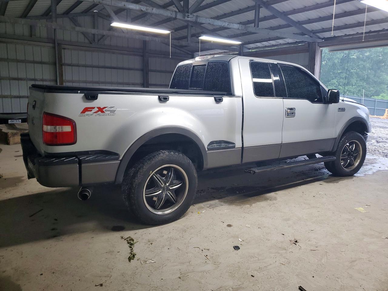 2004 Ford F150 - Фото 3