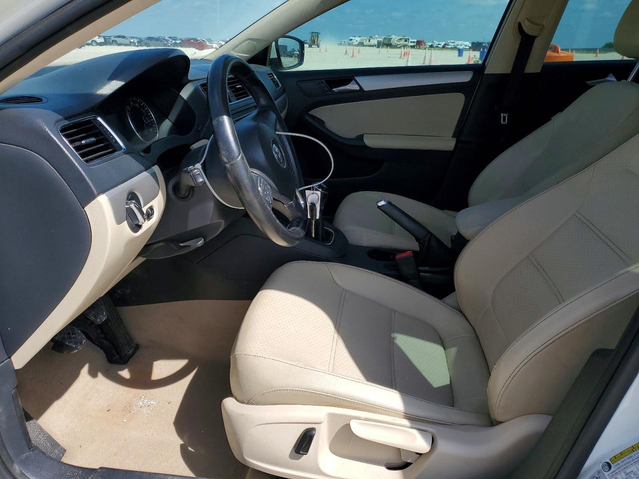 2014 Volkswagen Jetta Se - Image 7