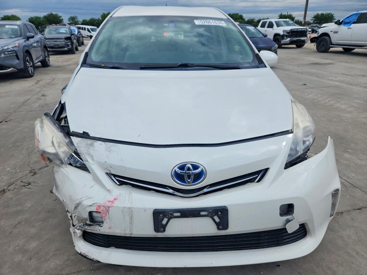2014 Toyota Prius V Three - Фото 5