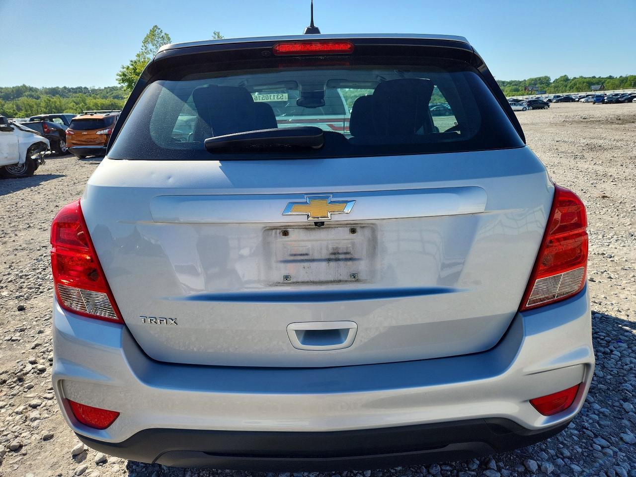 2018 Chevrolet Trax Ls - Image 6