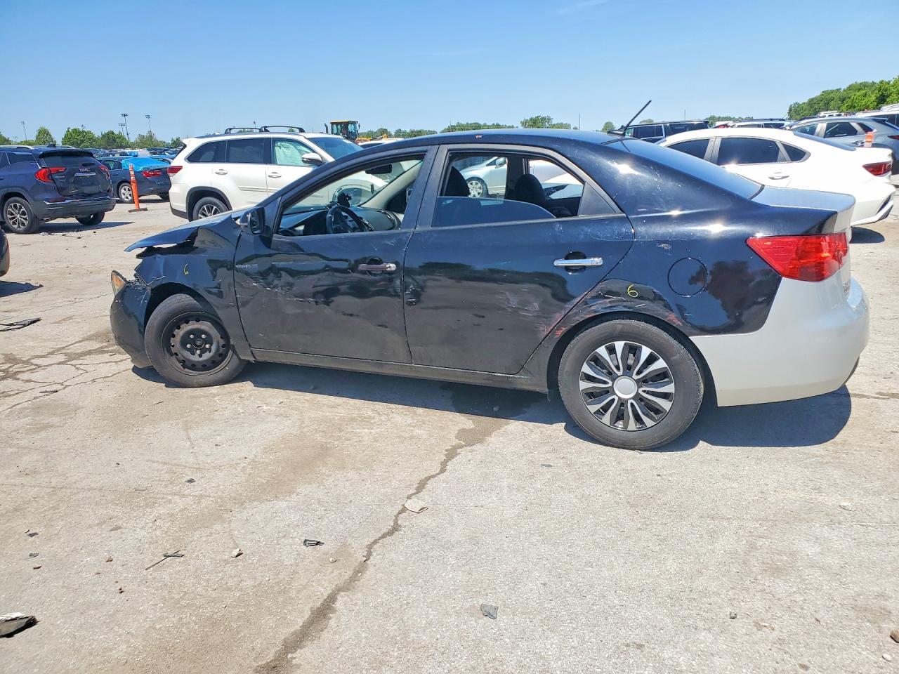 2013 Kia Forte Ex - Image 2