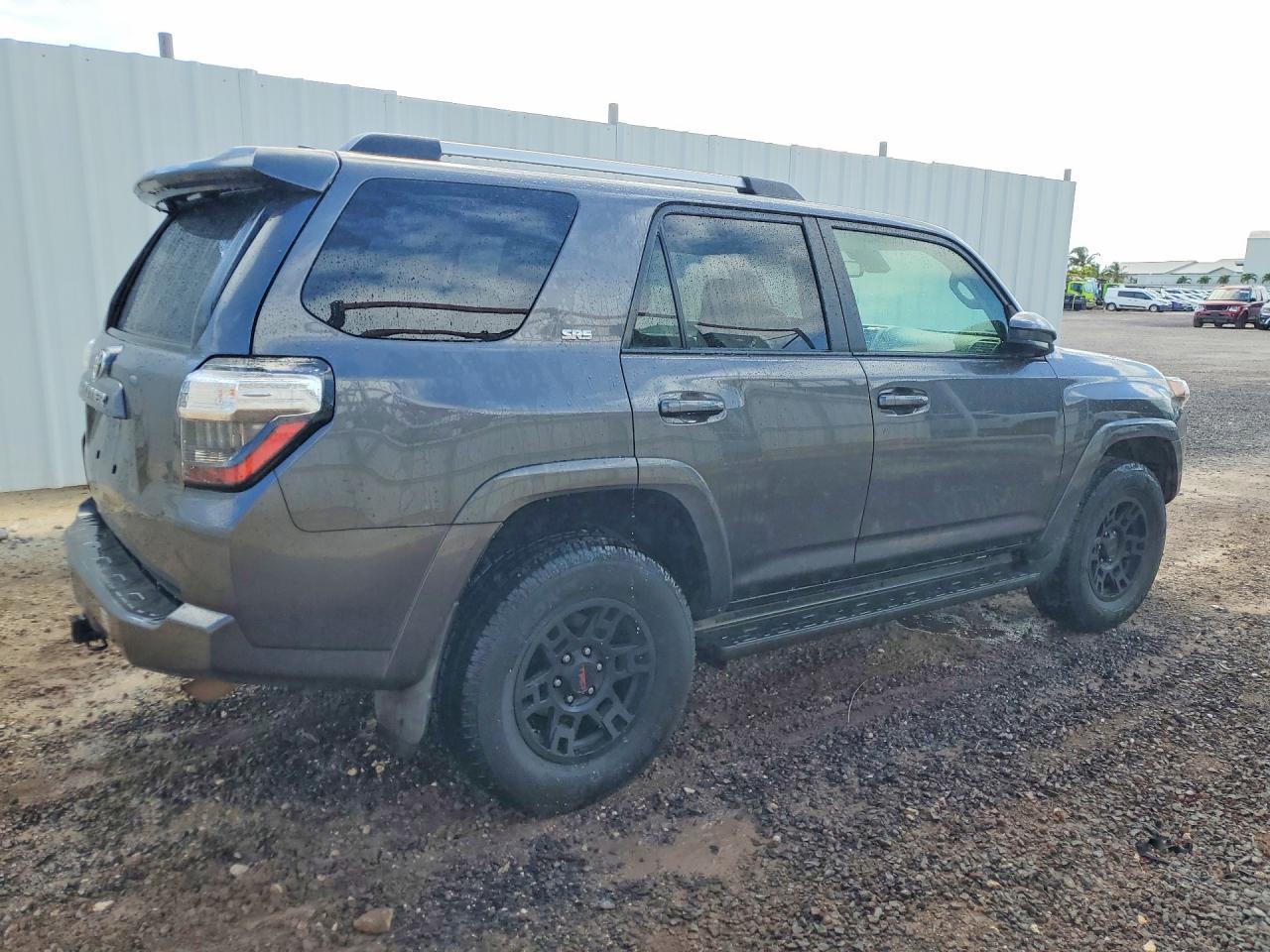 2020 Toyota 4Runner - Фото 3
