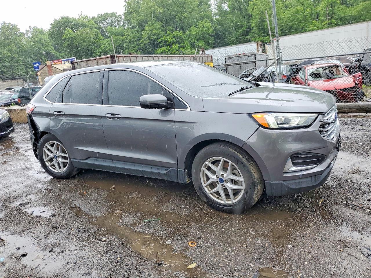 2022 Ford Edge Sel - Image 4