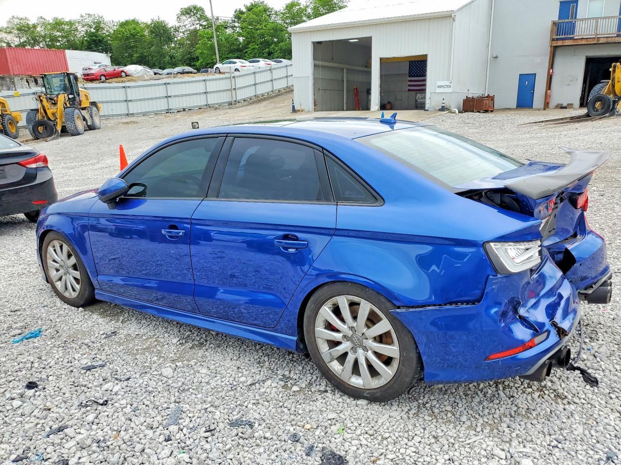 2016 Audi S3 Premium Plus - Фото 2