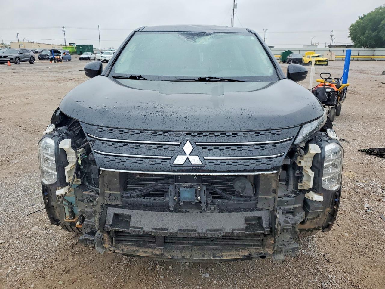 2023 Mitsubishi Outlander Se - Image 5