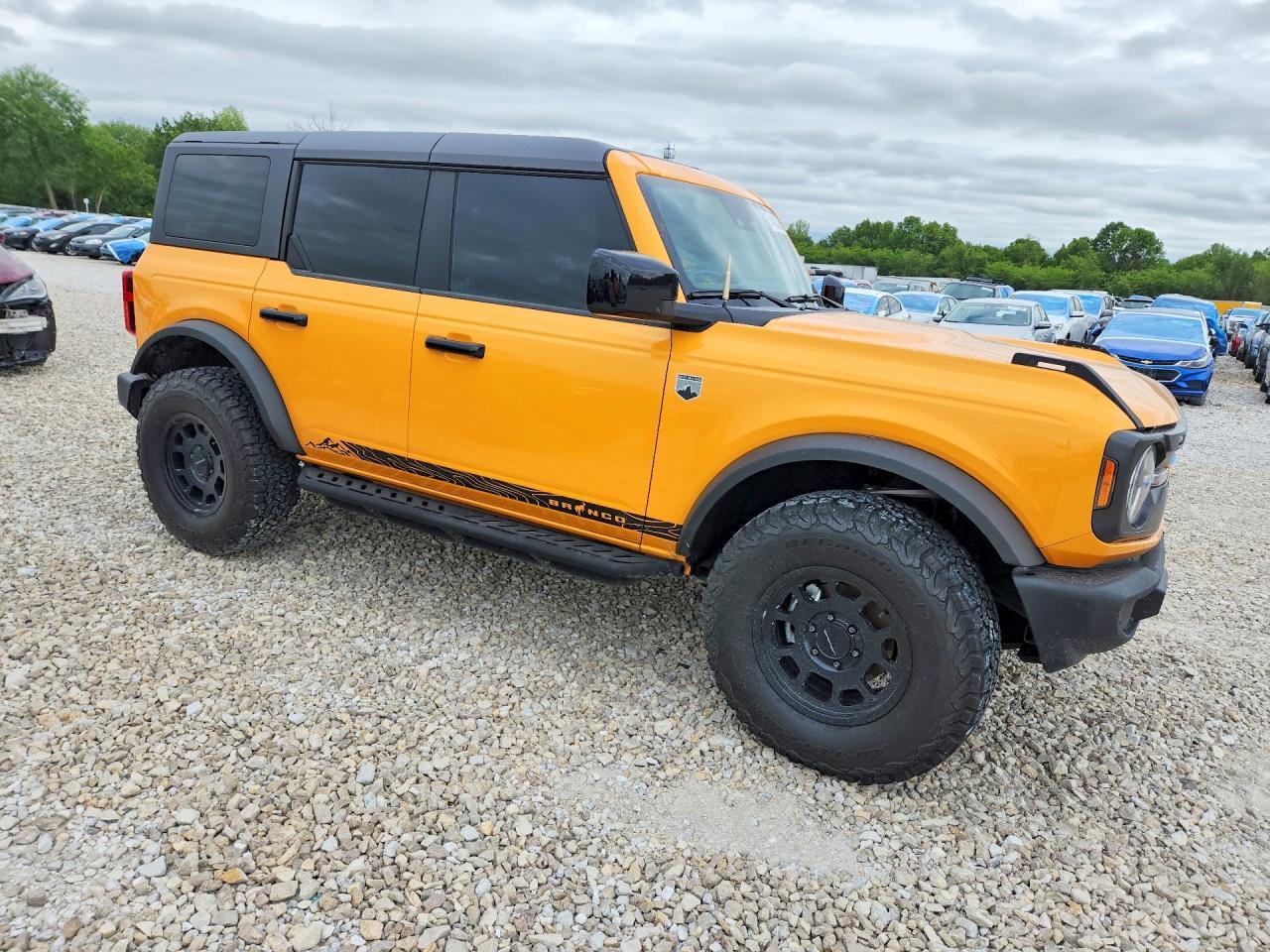 2022 Ford Bronco - Фото 4