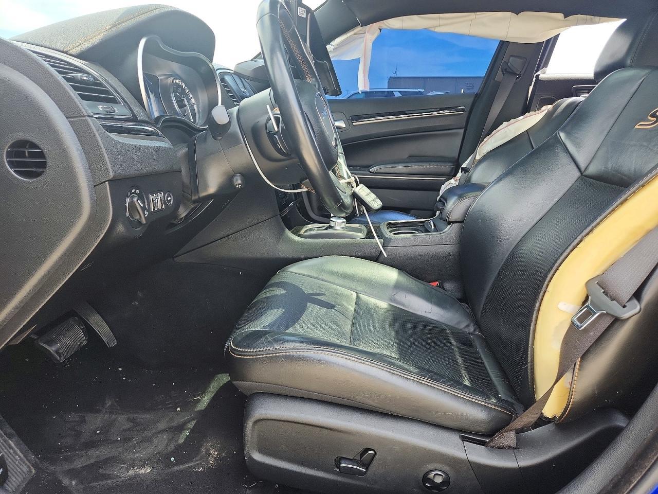 2019 Chrysler 300 S - Фото 7