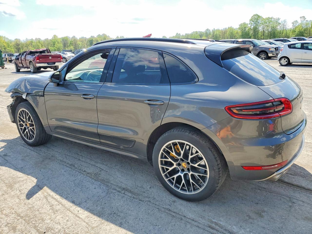 2016 Porsche Macan Turbo - Фото 2