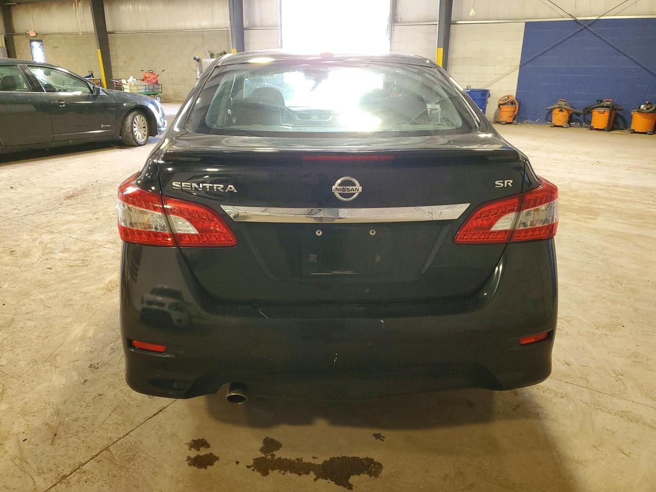2015 Nissan Sentra Sr - Image 6