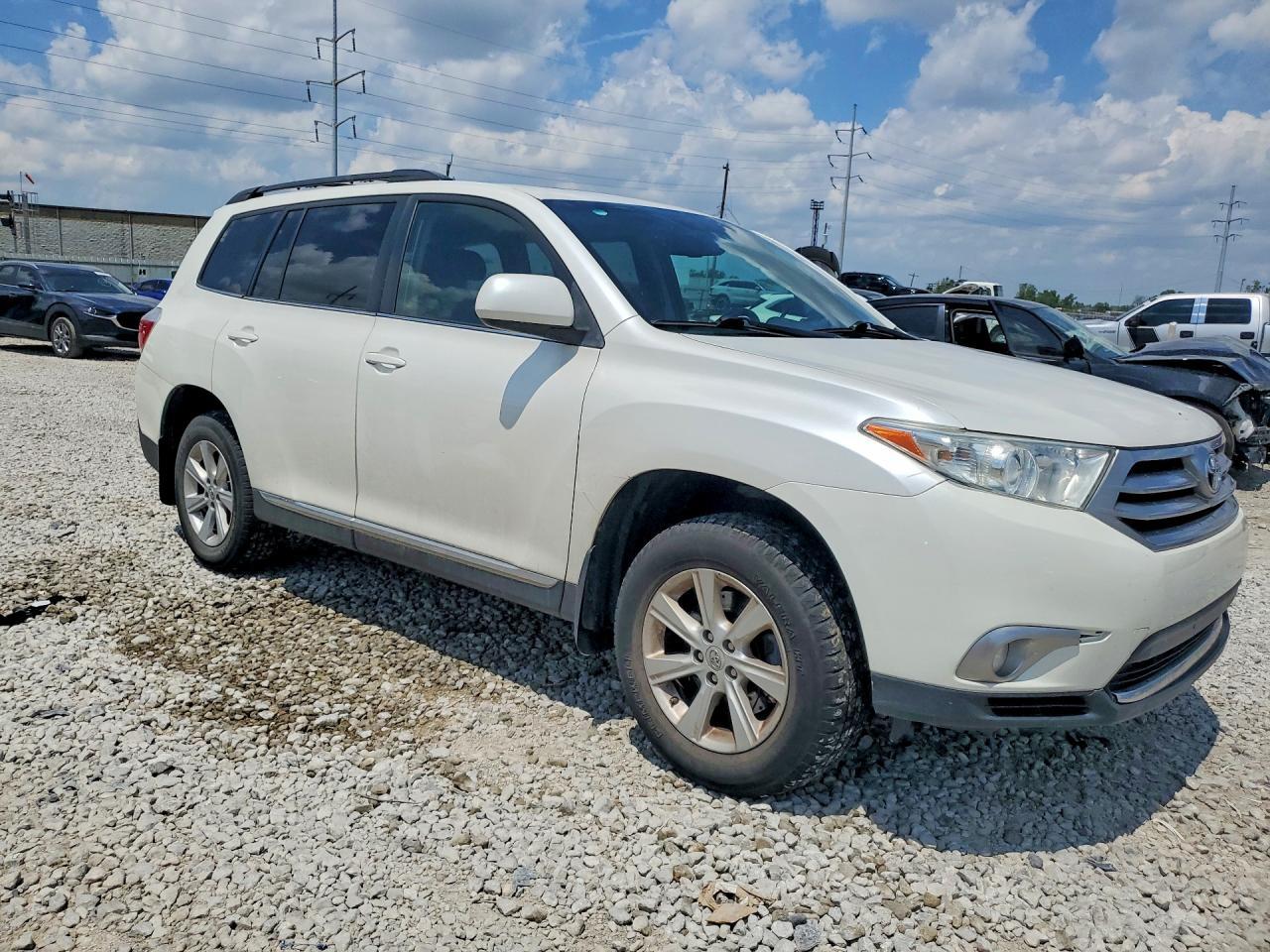 2013 Toyota Highlander Se - Фото 4
