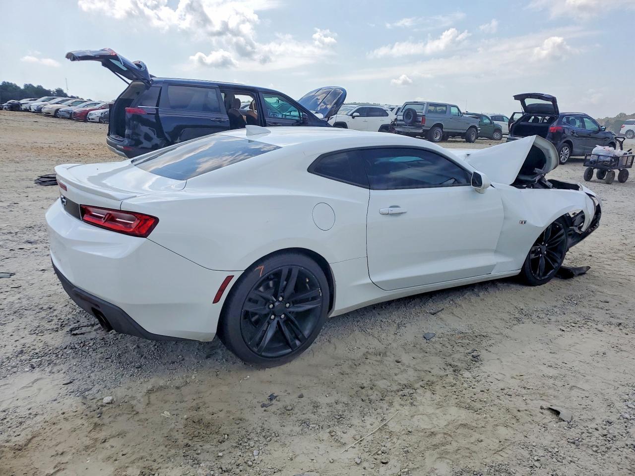 2017 Chevrolet Camaro Lt - Фото 3