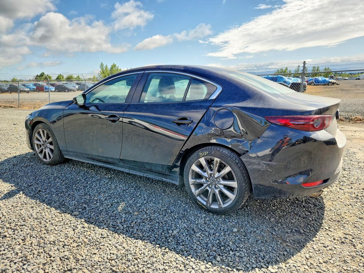 2021 Mazda 3 Select - Фото 2
