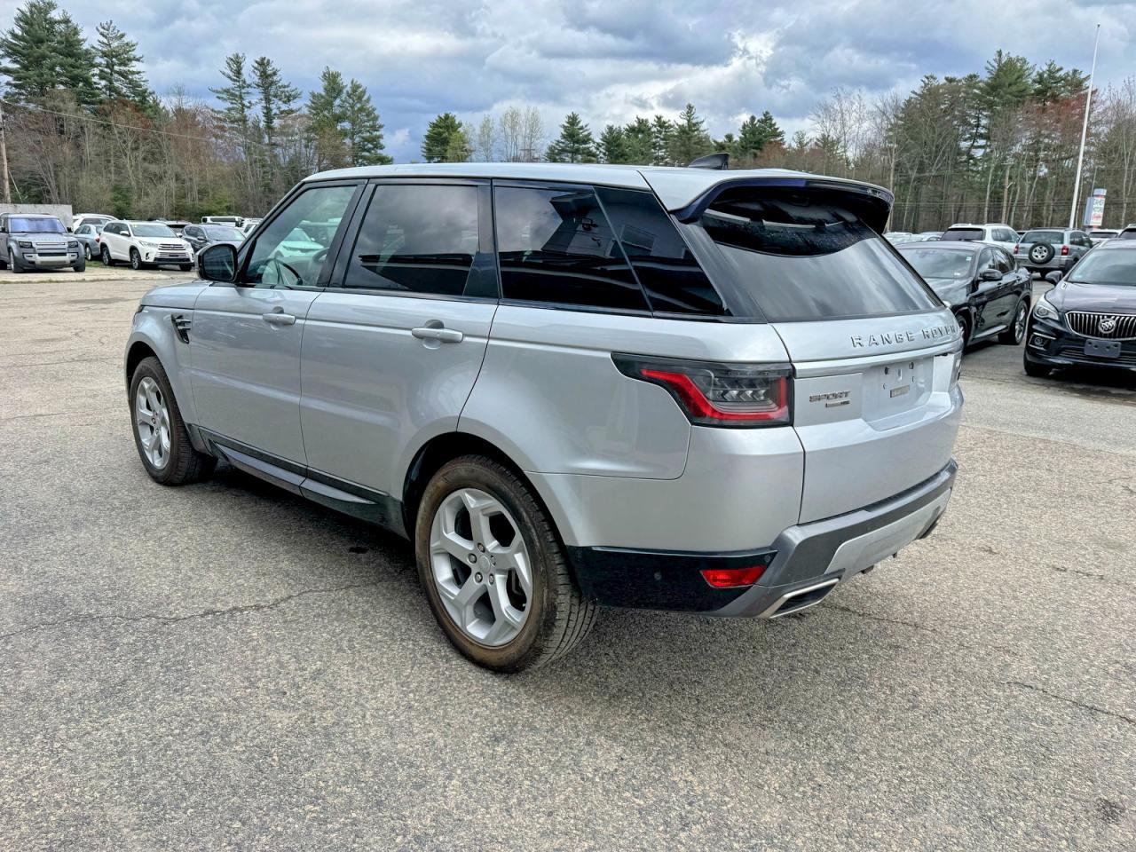2018 Land Rover Range Rover Sport Hse - Image 3