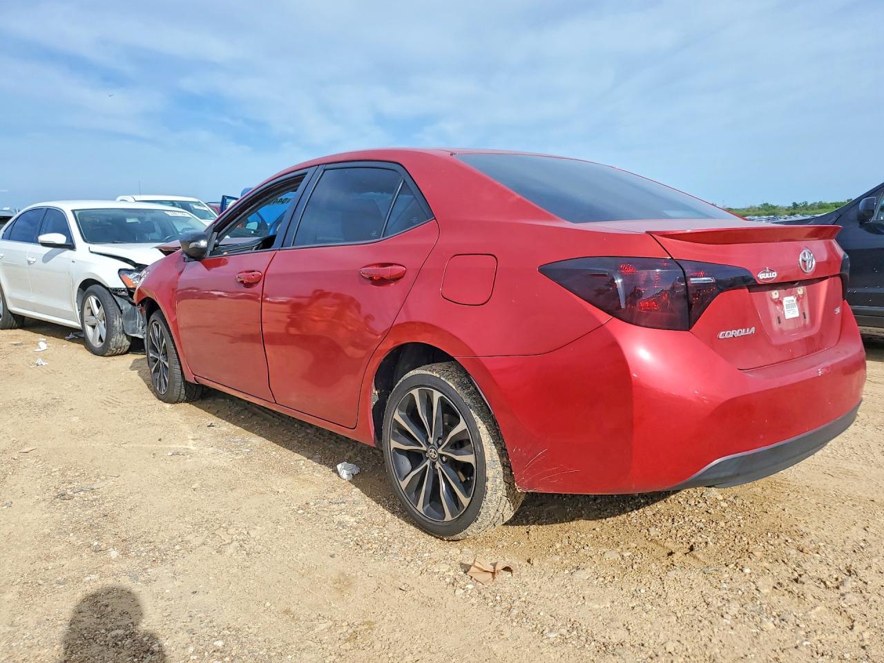 2019 Toyota Corolla Se - Image 2