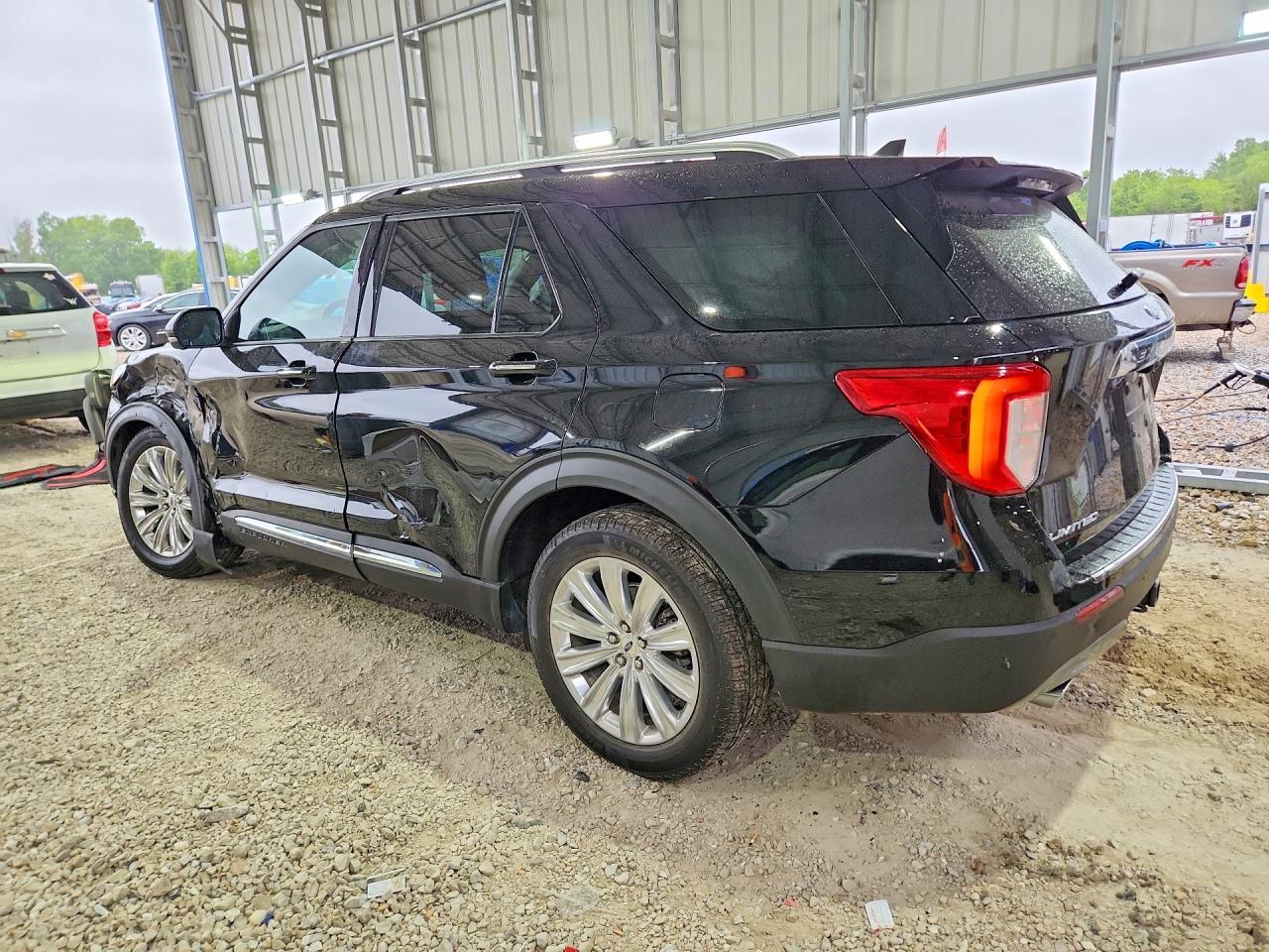 2021 Ford Explorer Limited - Image 2