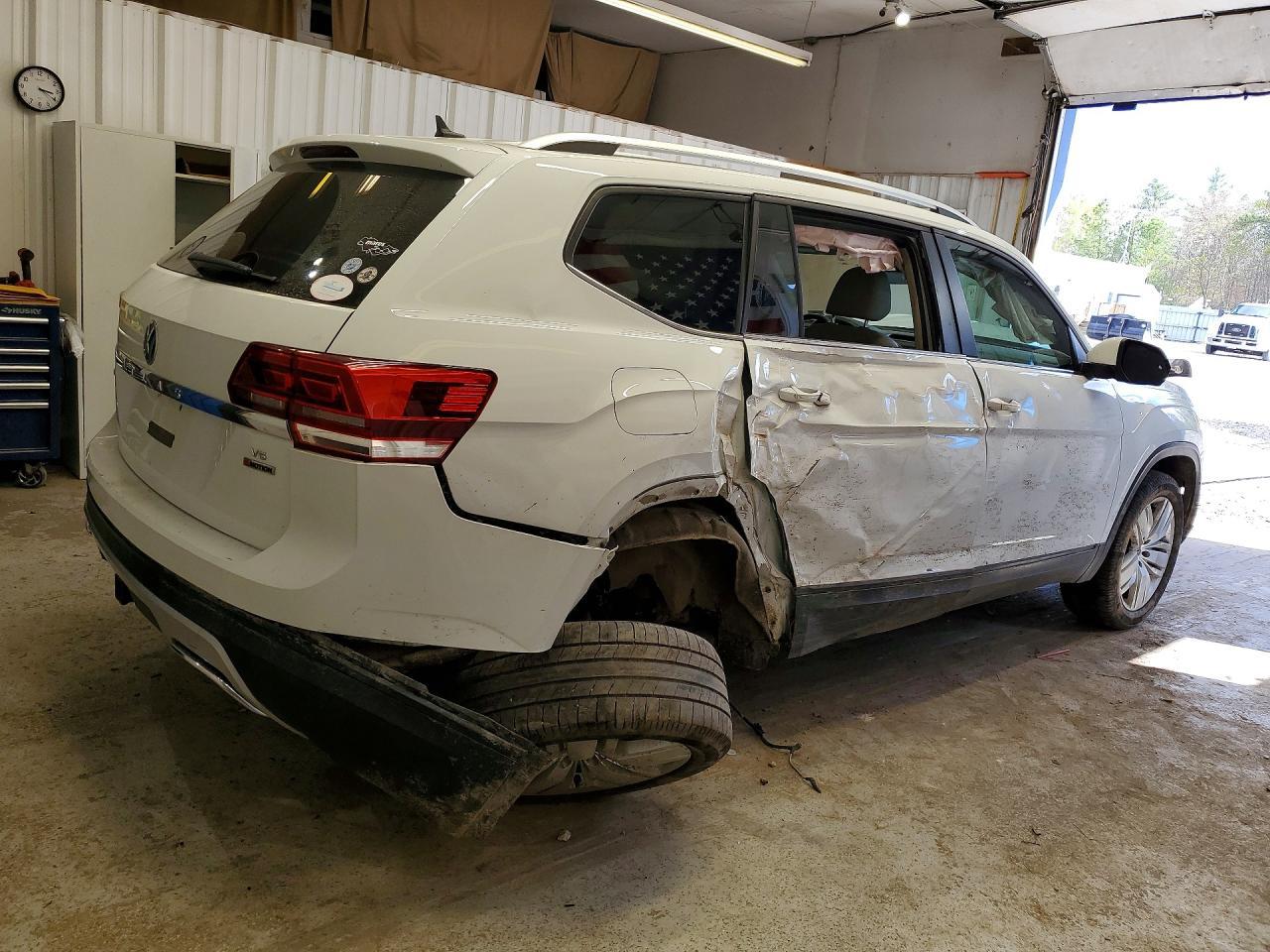 2019 Volkswagen Atlas Se - Фото 3