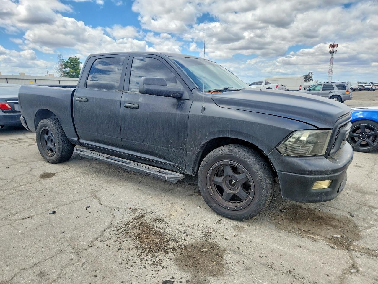 2011 Dodge Ram 1500 - Фото 4
