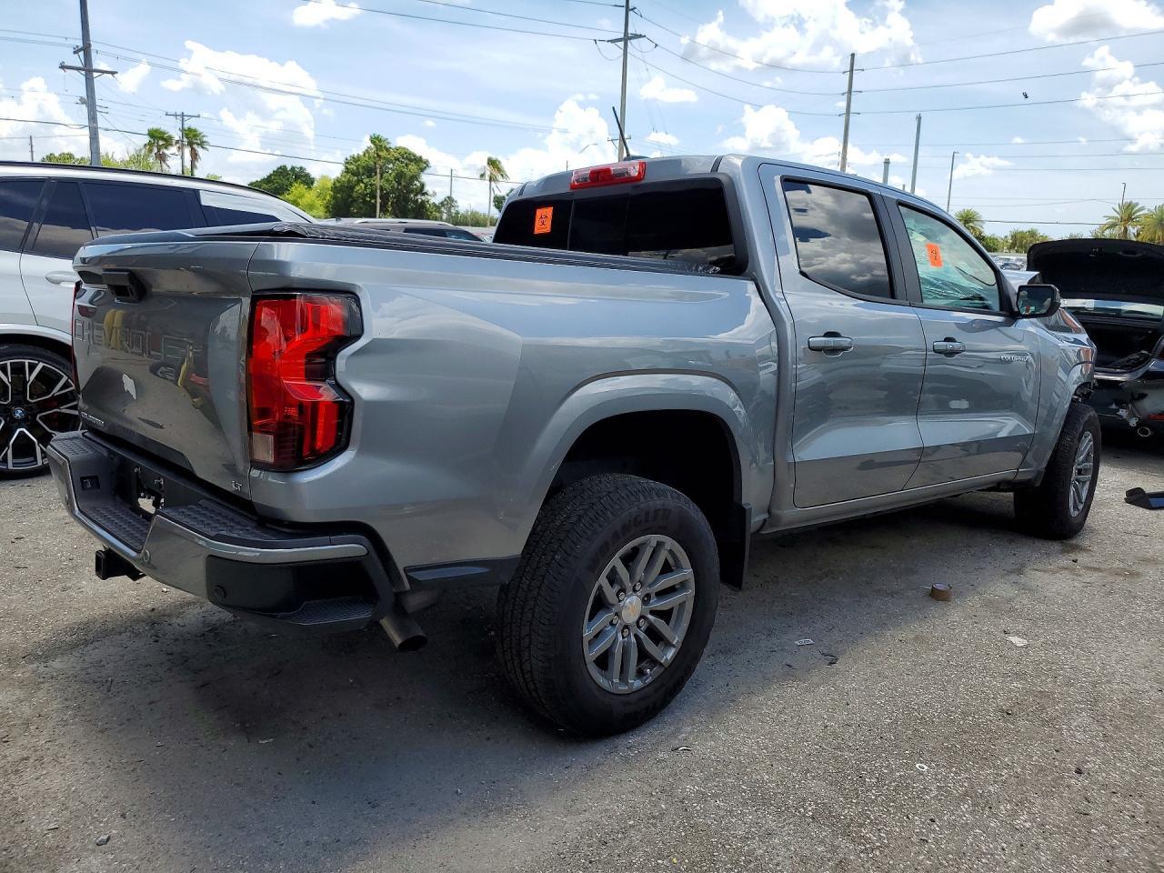 2024 Chevrolet Colorado Lt - Image 3