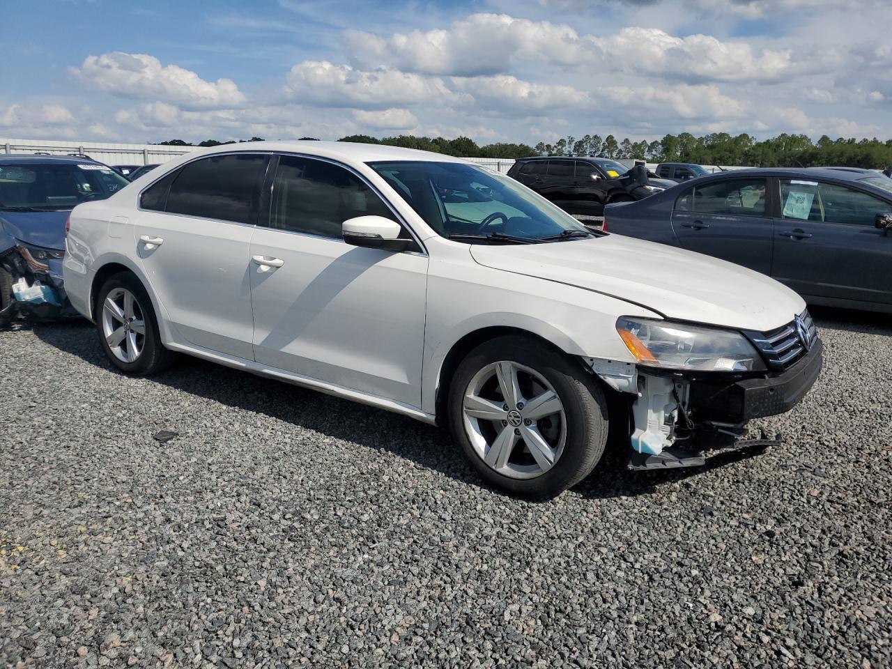 2015 Volkswagen Passat Se - Фото 4