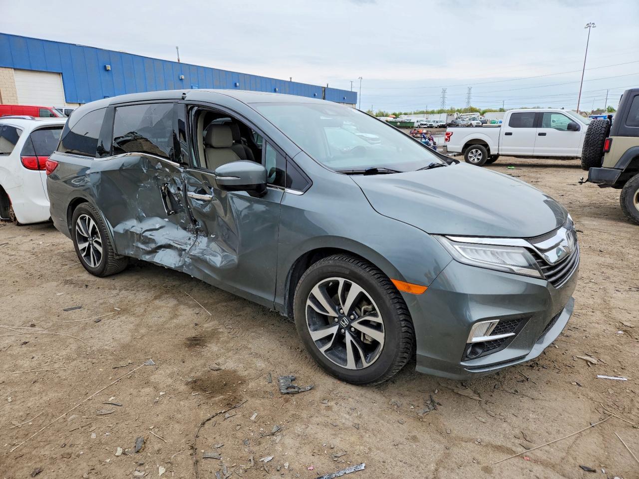 2018 Honda Odyssey Elite - Image 4