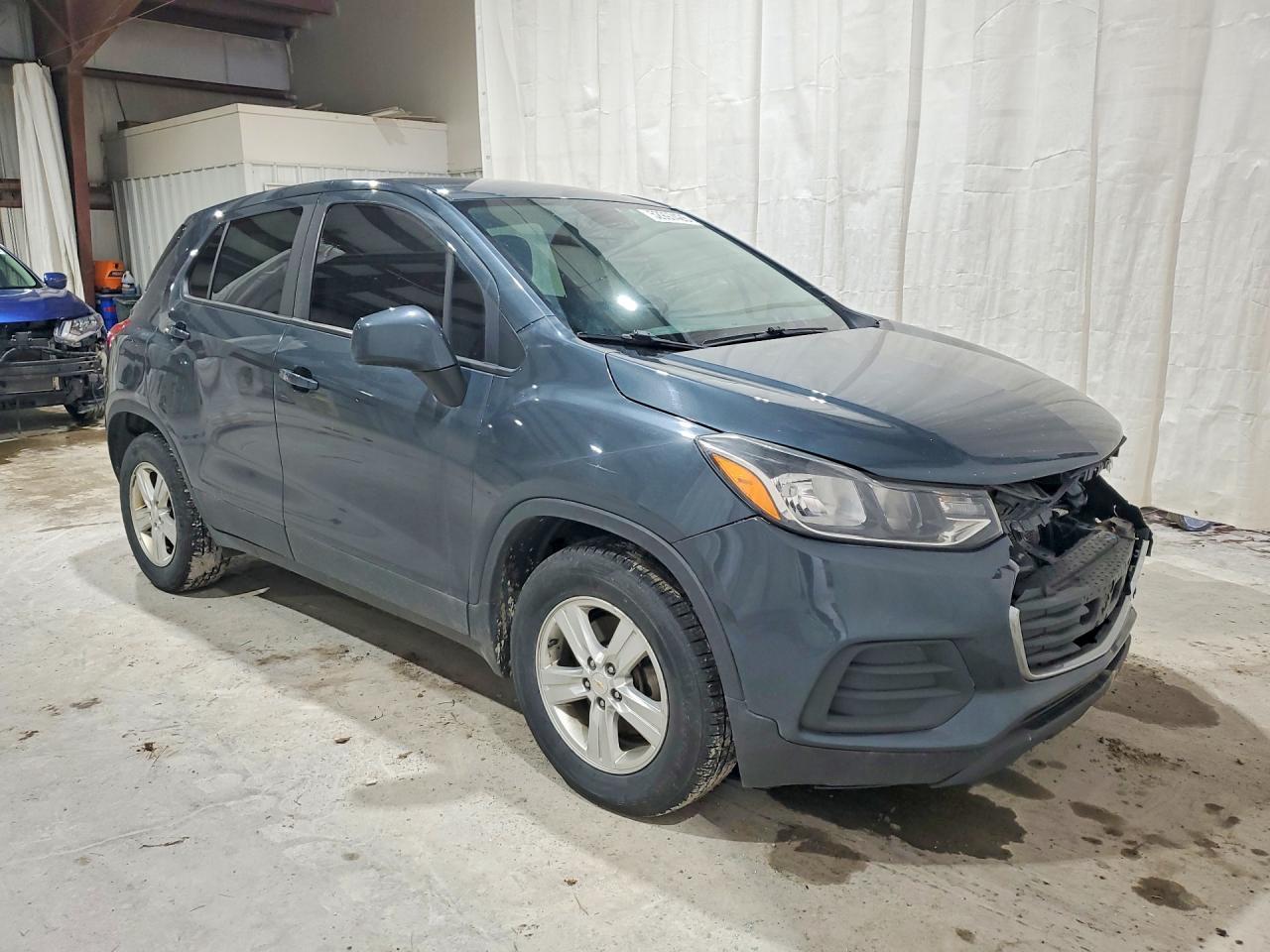 2021 Chevrolet Trax Ls - Фото 4