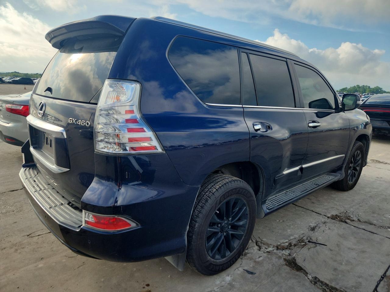 2017 Lexus Gx 460 - Фото 3