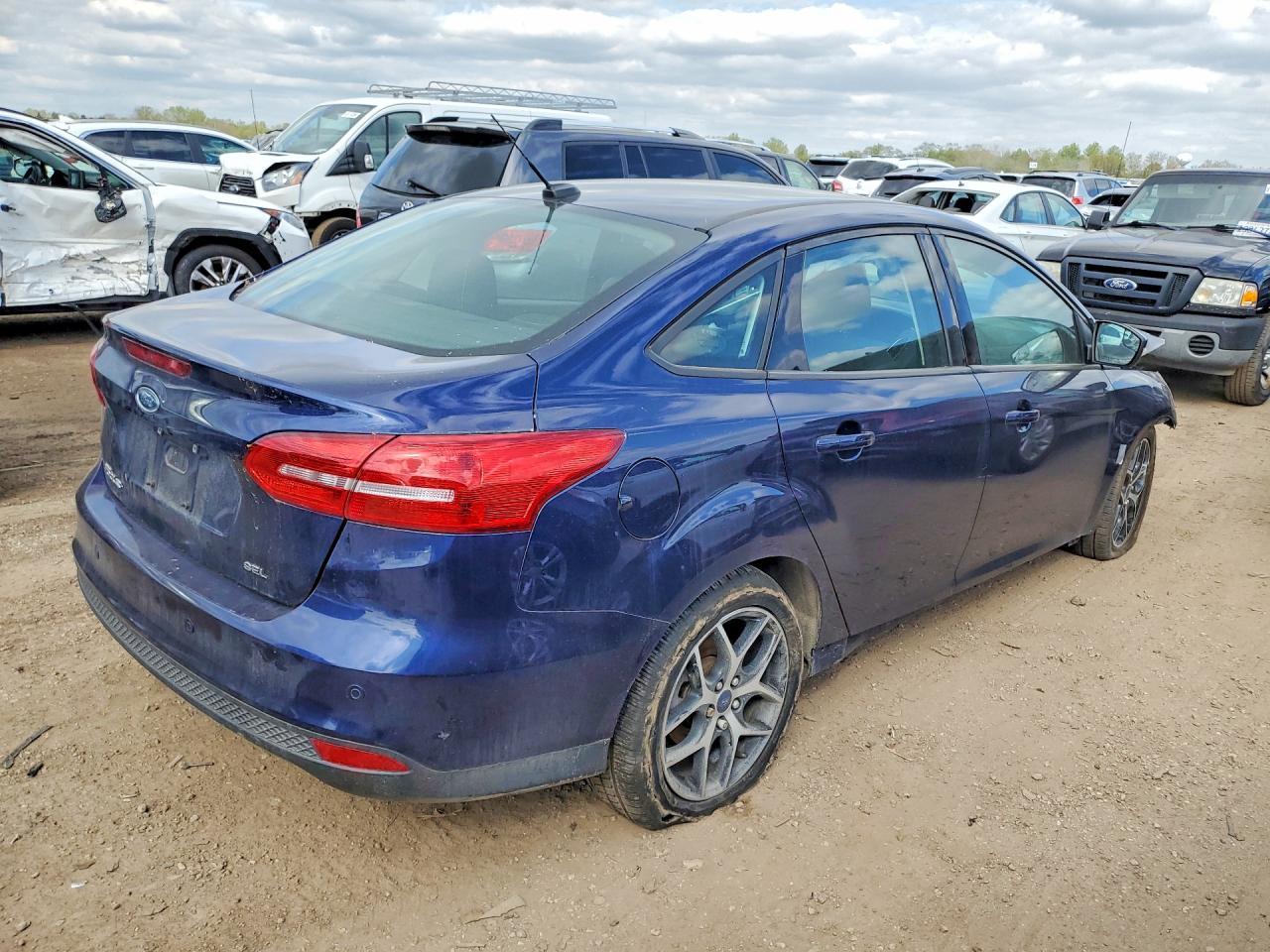 2017 Ford Focus Sel - Фото 3