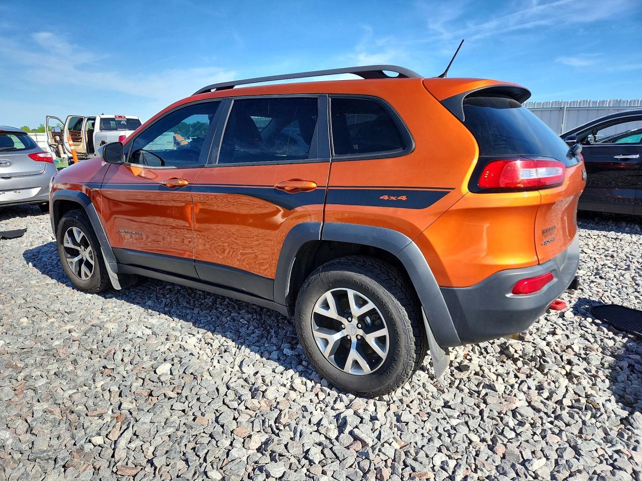2014 Jeep Cherokee Trailhawk - Фото 2