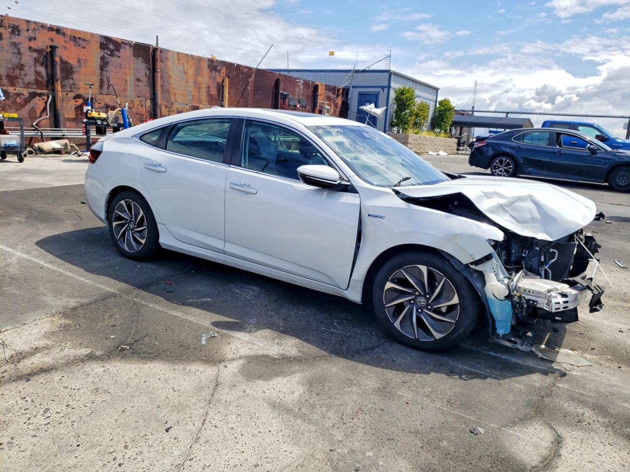 2021 Honda Insight Touring - Фото 4
