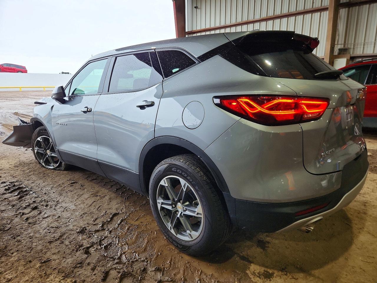 2025 Chevrolet Blazer 2Lt - Фото 2