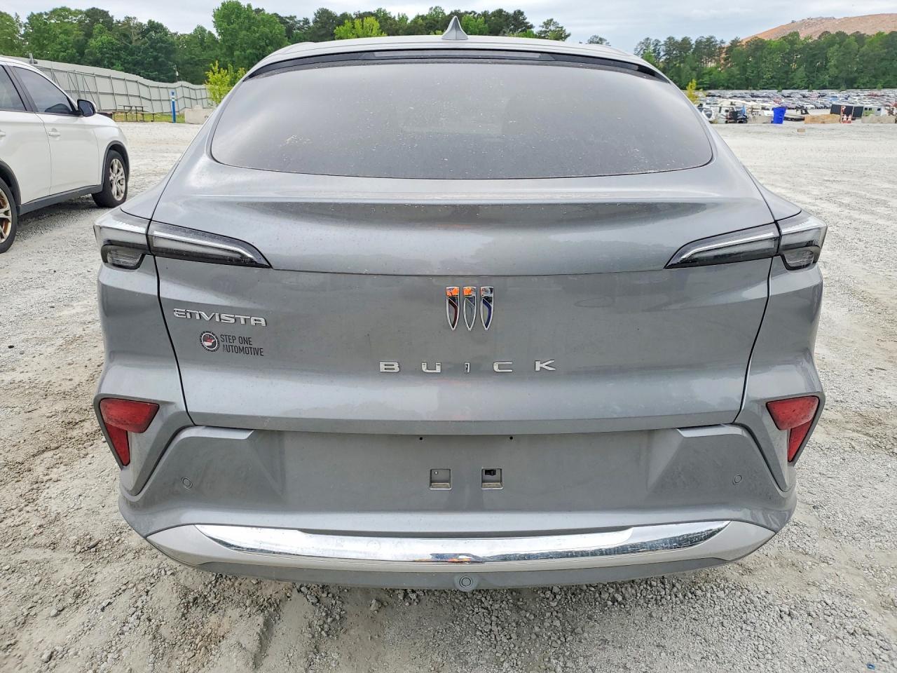 2025 Buick Envista Avenir - Image 6
