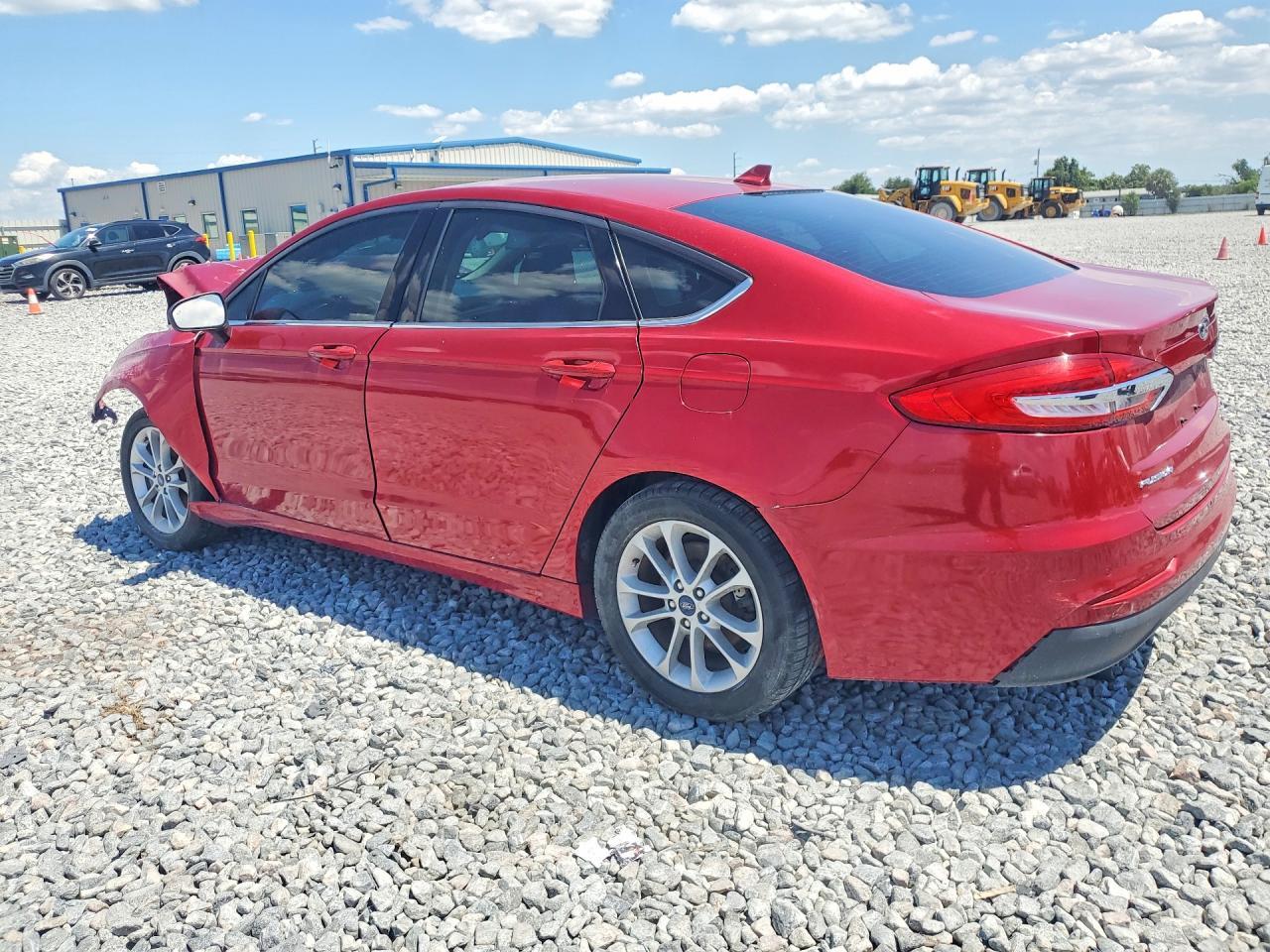 2020 Ford Fusion Se - Фото 2