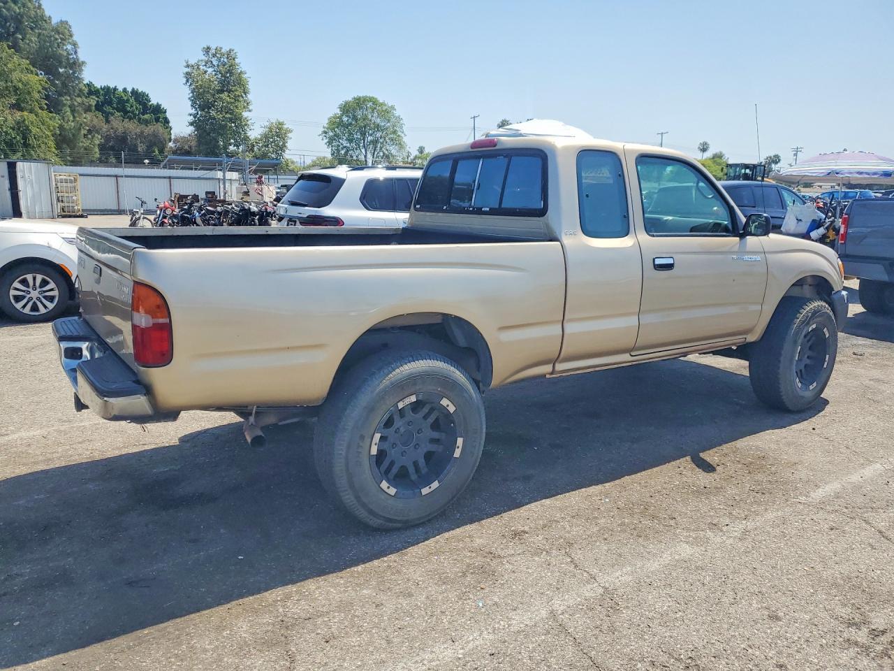 1998 Toyota Tacoma Xtracab - Фото 3