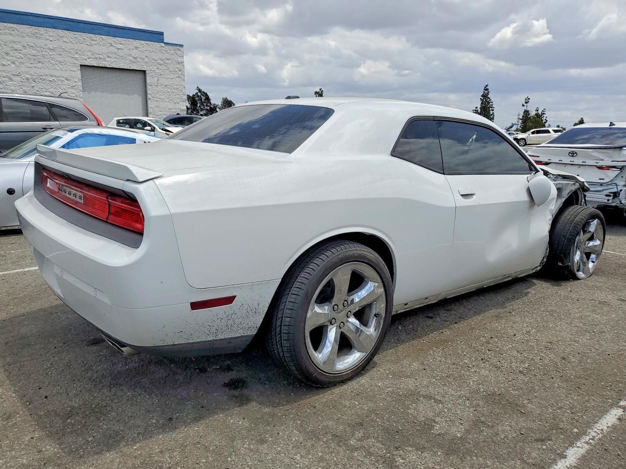 2014 Dodge Challenger Sxt - Фото 3