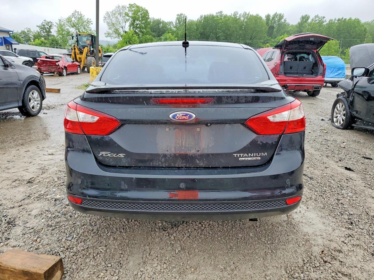 2014 Ford Focus Titanium - Image 6