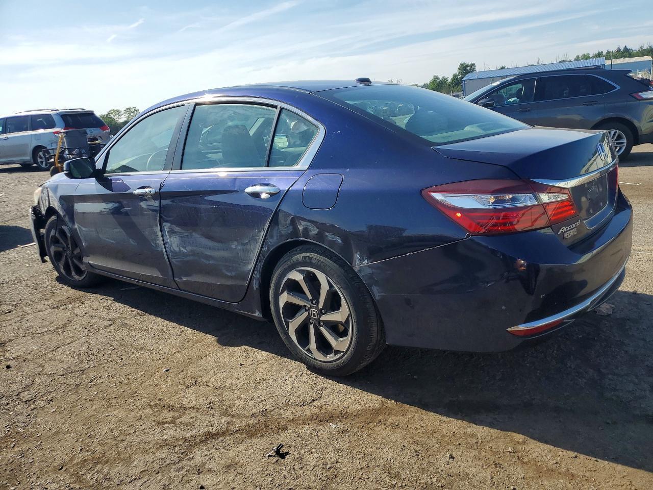 2017 Honda Accord Ex - Фото 2
