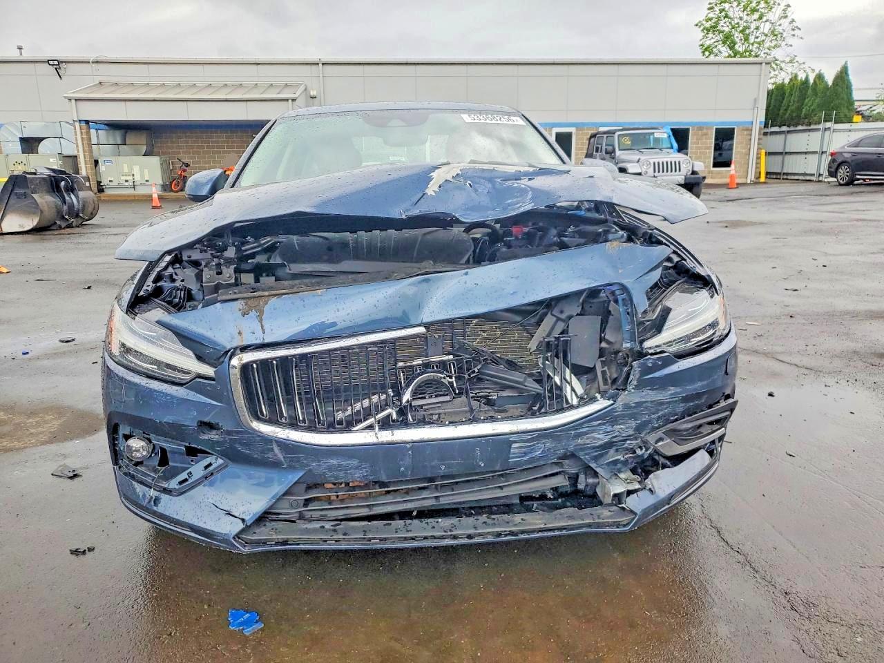 2022 Volvo S60 B5 Inscription - Image 5