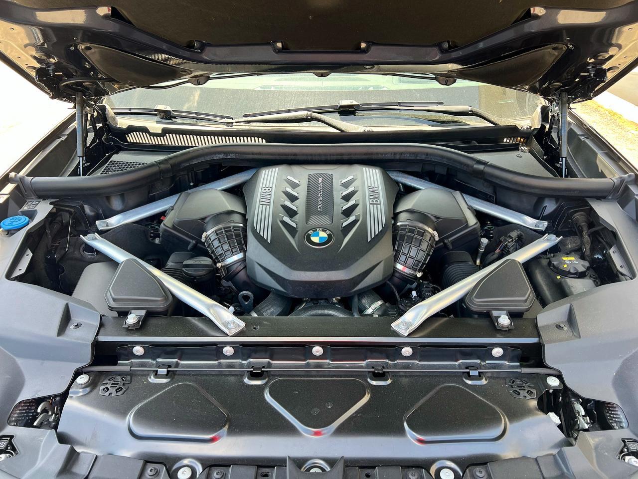 2022 BMW X7 M50I - Фото 7