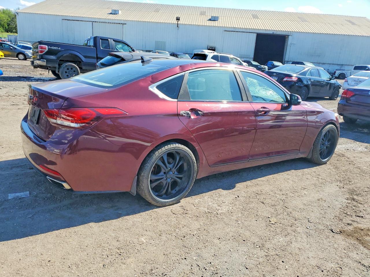 2016 Hyundai Genesis 3.8L - Фото 3