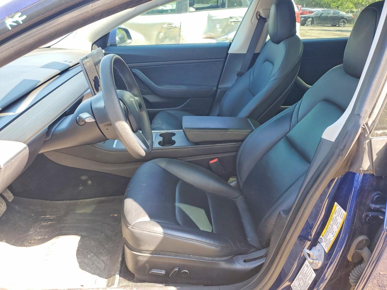2021 Tesla Model 3 - Image 7