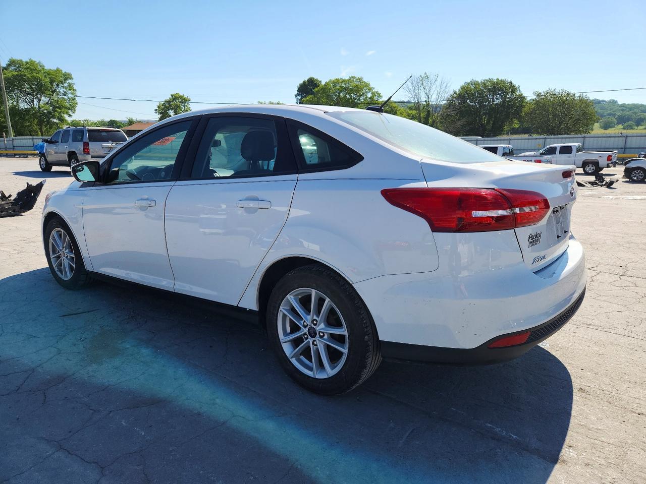 2018 Ford Focus Se - Image 2