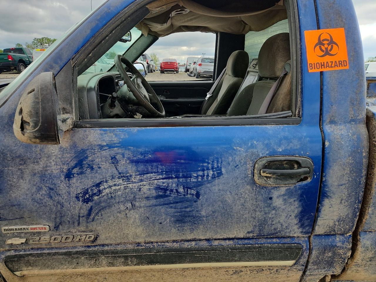 2004 Chevrolet Silverado K2500 Heavy Duty - Фото 7